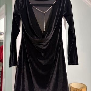 Lara Elegant Black Velvet Dress
